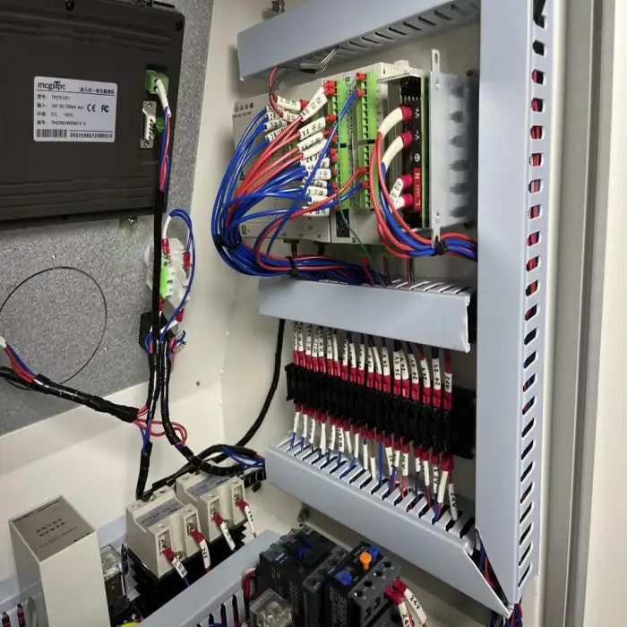 Automatic High Productivity Rubber Vulcanizing & Molding Press Machine with Energy Saving Competitive CE Certification