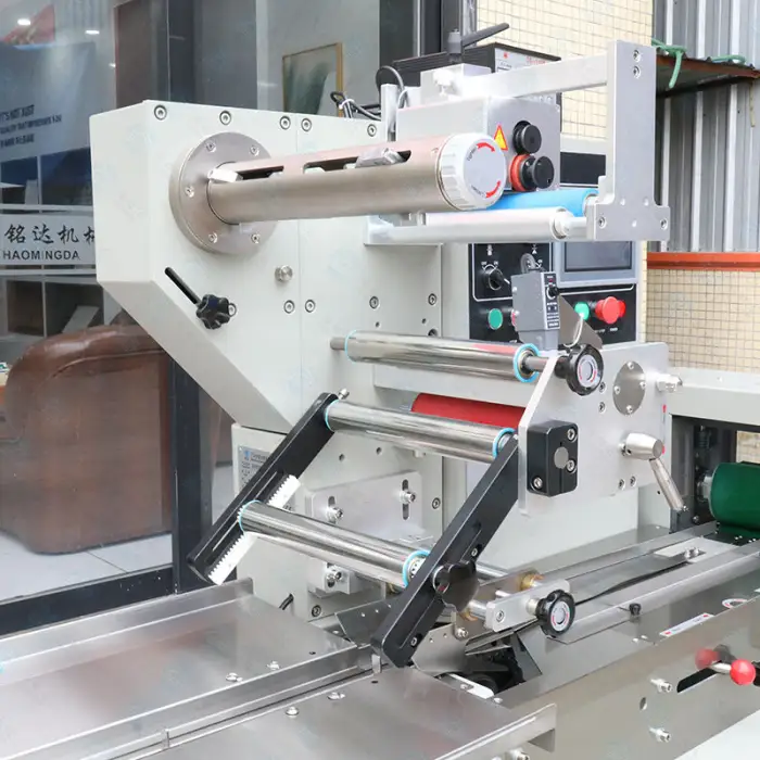 Automatic Square Brown Sugar Maltose Packaging Cheese Ball Caramel Candy Packing Machine