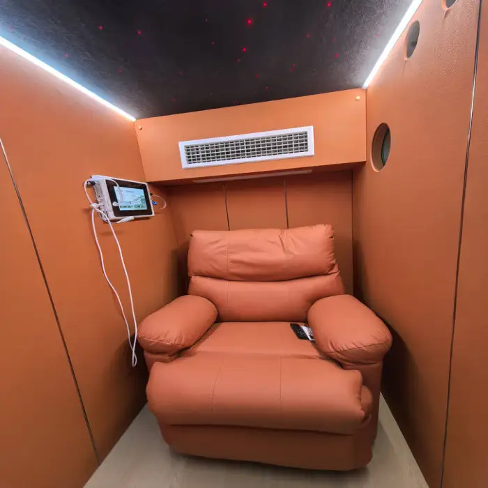 Hyperbaric Chamber 2.0 ATA 1.5 ATA for Home for Oxygen Therapy in Beauty Salons Gyms Health Care a Convenient Home Appliance