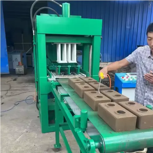 QT2-10 Automatic Clay Soil Interlocking Brick Making Machine for — image 5