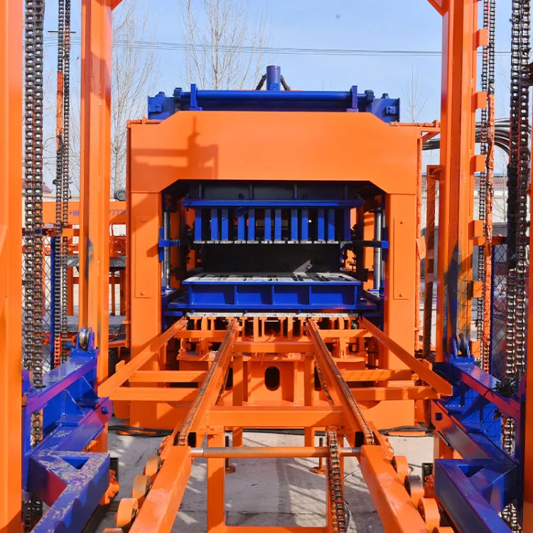 High Efficiency Automatic Hydraulic Bricks Making Machine QT12-15 Paver Concrete Cement Block Production Line — image 3