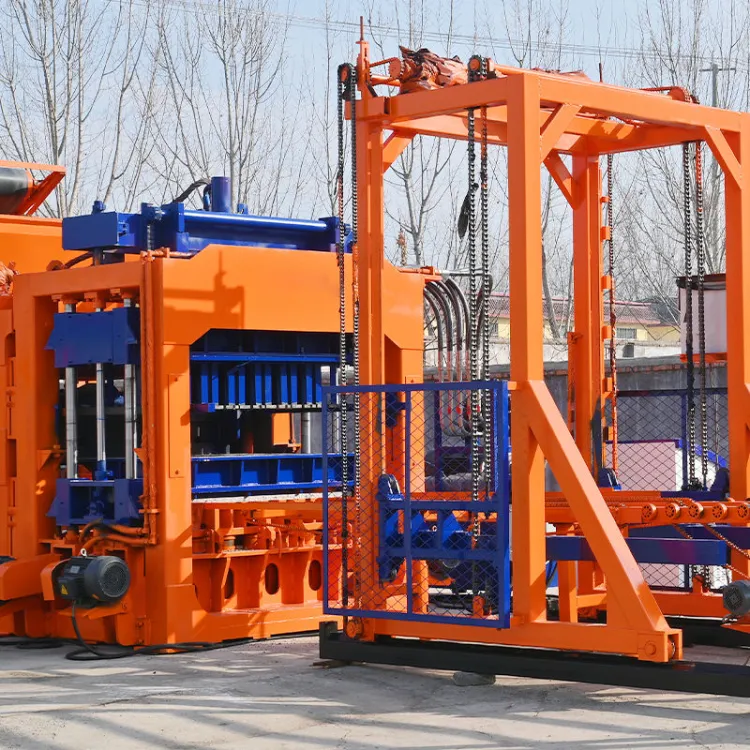 High Efficiency Automatic Hydraulic Bricks Making Machine QT12-15 Paver Concrete Cement Block Production Line — image 5