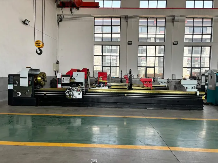 CW61110 Manual Metal Lathe Machine Load Capacity 2.5/6T Horizontal Universal Metal Lathe Machine — image 2