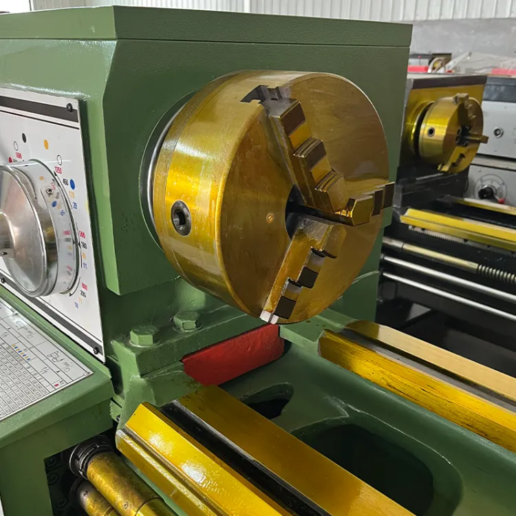 Stock CA6140 Horizontal Conventional Lathe High Rigid Quenched Guideway Precision Metal Turning Universal Engine Lathe — image 5