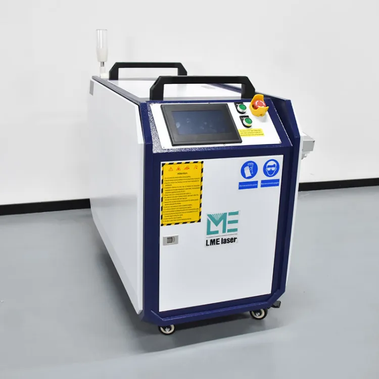 Max Laser Rust Removal Machine Oil Stains and Rust Extremely 3000W Portable Continuous Laser Cleaning Metal Machine — image 2