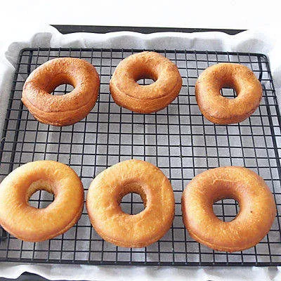 Commercial Automatic Cup Cake Baking Tiramisu Muffin Filling Machine Sponge Cake Donut Making Machine — image 6