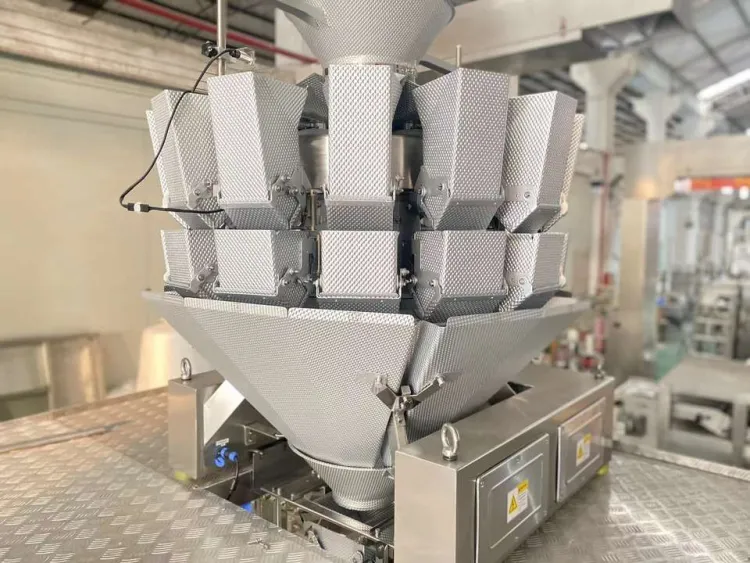 Food Grade Full Automatic Vffs Multi-head Weigher Packing Fresh Fruit Vegetable Salad Freezing Scale Packaging Machine — image 2