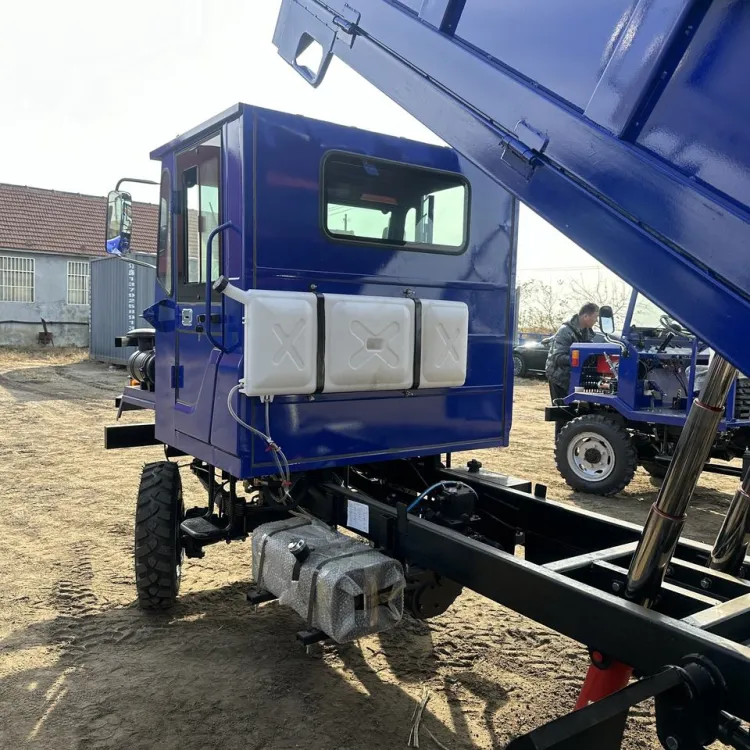 Mini Agricultural Tractor Four-wheel Drive Engineering Vehicle — image 3