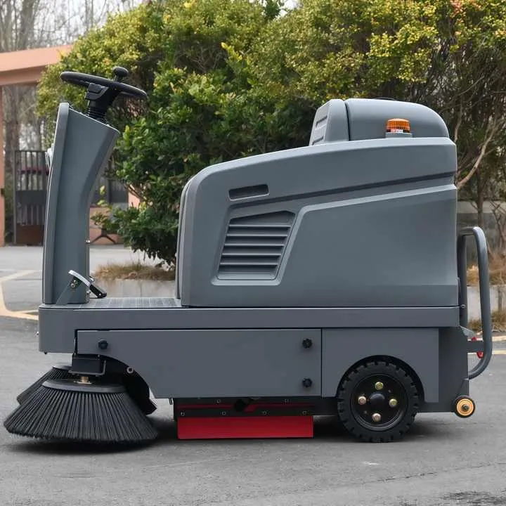 Industrial Ride-on Floor Sweeper for Clearing Leaves, Dust and Debris From Workshops, Warehouses and Roads — image 7