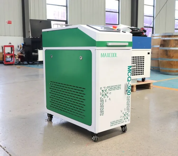 Pulse Fiber Laser Cleaning Machine for Industrial Applications Wood & Stone Rust Removal 100W/300W/500W Power Options — image 3