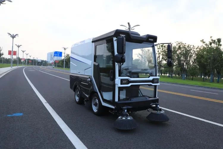 72V Electric Ride-On Street Sweeper Efficient Manual Large Cleaning Floor Sweeper Condition with Great Pump Engine Gearbox — image 5