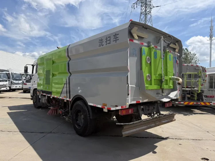 4x2 Road Sweeper Washing Truck Integrated Street Sweeping Washing Vehicle Municipal Sanitation Highway Surface Cleaning Truck — image 4