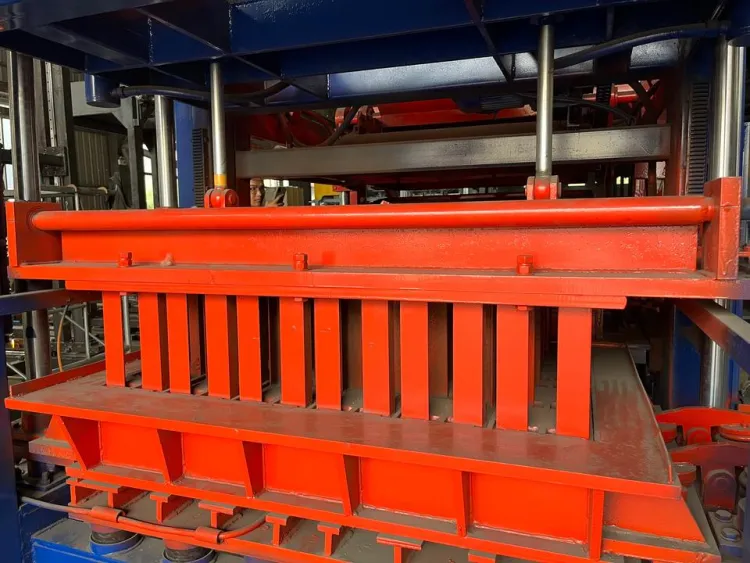 QT12-15 PLC-Controlled Full Automatic Brick Production Line with Curbstone Block Maker and Hydraulic Platform System — image 2