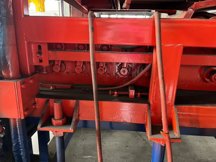 QT12-15 PLC-Controlled Full Automatic Brick Production Line with Curbstone Block Maker and Hydraulic Platform System — image 4