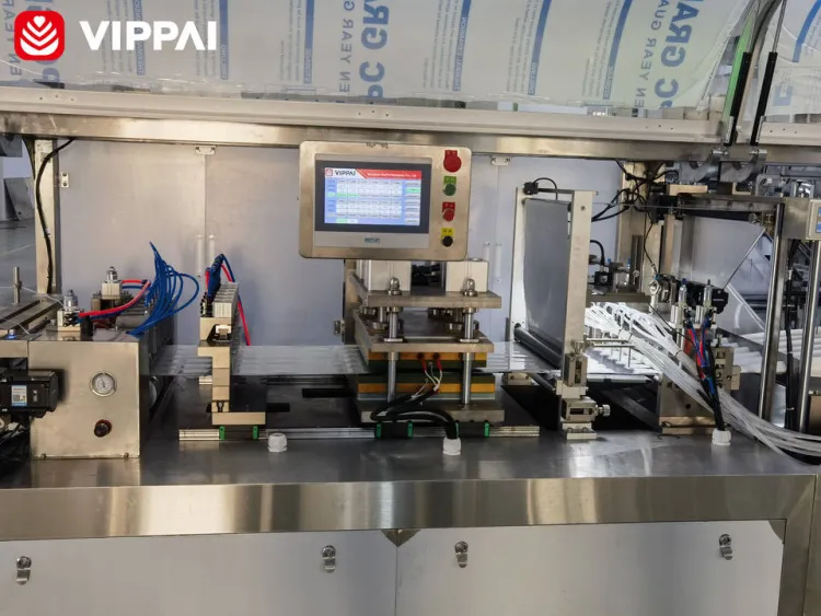 VIPPAI 8-Lane Automatic PLC Core Alcohol Swab Pads Packaging Making Machine Production Line for Commodity Use High Productivity — image 2
