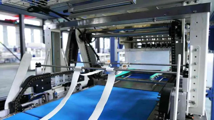 Electrically Driven Automatic Beverage Production Line PLC Engine Carton Machine for Bottled Water Food Paper Including Motor — image 4