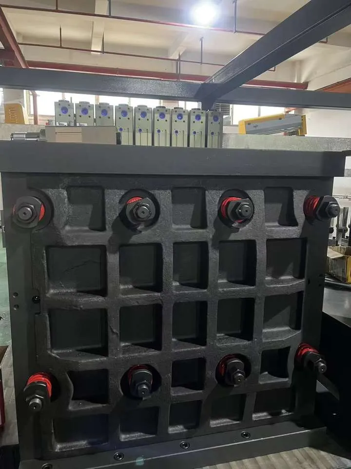 Fully Automatic PLC PET Bottle Maker Machine for Drinking Water and Juice Bottles — image 4
