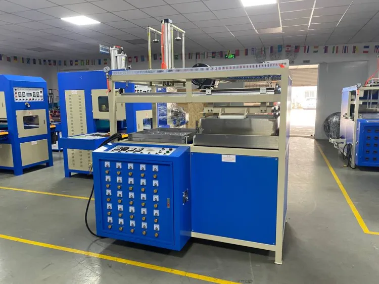 Small PV/PET/PP/PS/ABS Blister Tray Thermoforming Machine — image 3