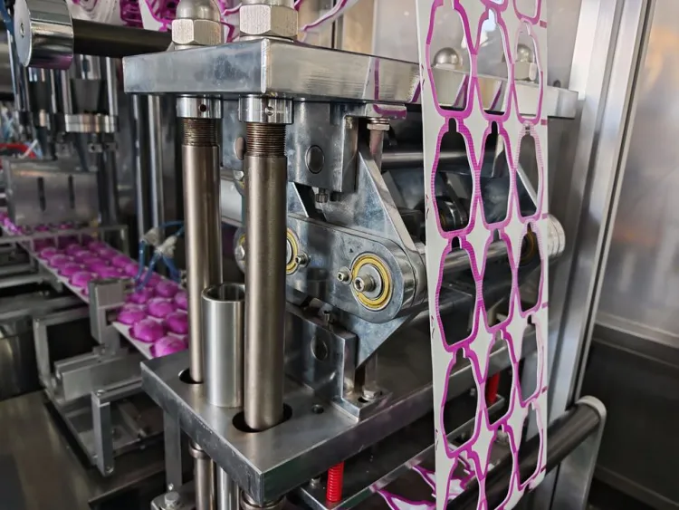 DTOP DPP-420 High Speed Chocolate Egg Packing Machine Surprise Egg Joy Egg Blister Packaging Machine with CE Certificate — image 5