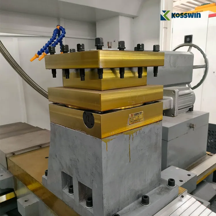 High-Accuracy High Precision Long Service Large CNC Lathe Woodworking Machinery Slant Bed CNC Lathe With Automatic — image 3