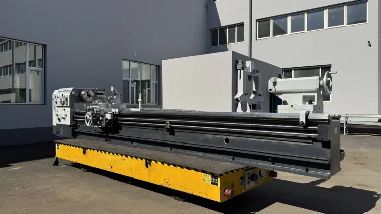 CFW6180B Horizontal Conventional Lathe High Precision Manual Metal Turning Lathe Big Spindle Bore Supply — image 4