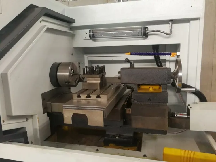 FineTech CK0632 Compact Precision Horizontal CNC Lathe Machine Hard Rail Structure GSK Control Single Spindle 350mm Swing Mini — image 3