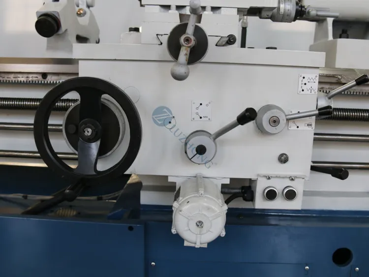 C6260 Bench Lathe Heavy Duty Manual Metal High-Accuracy 2000mm Max Workpiece Length Horizontal 4 Tool Posts — image 3