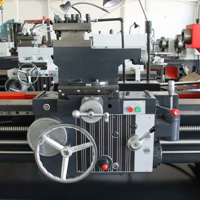CW6180 Manual Lathe Lightweight Lathe Rotational Diameter 800mm Processing Length 1500mm to 3000mm Max Load Capacity 2000kg — image 5