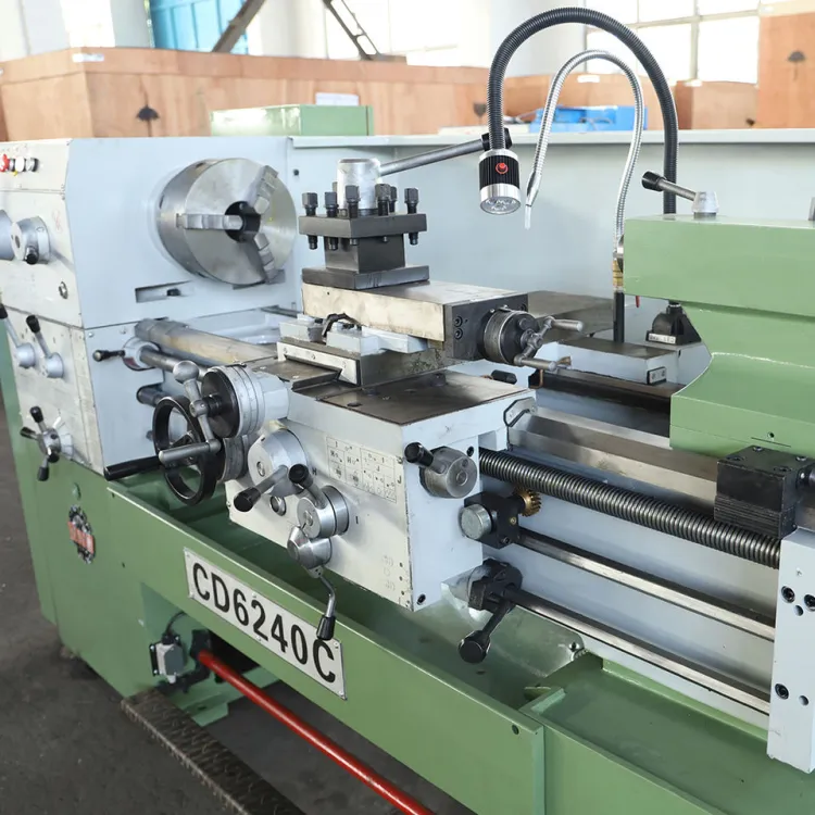 CD6240C Torno De Banco Lathe Machine — image 3