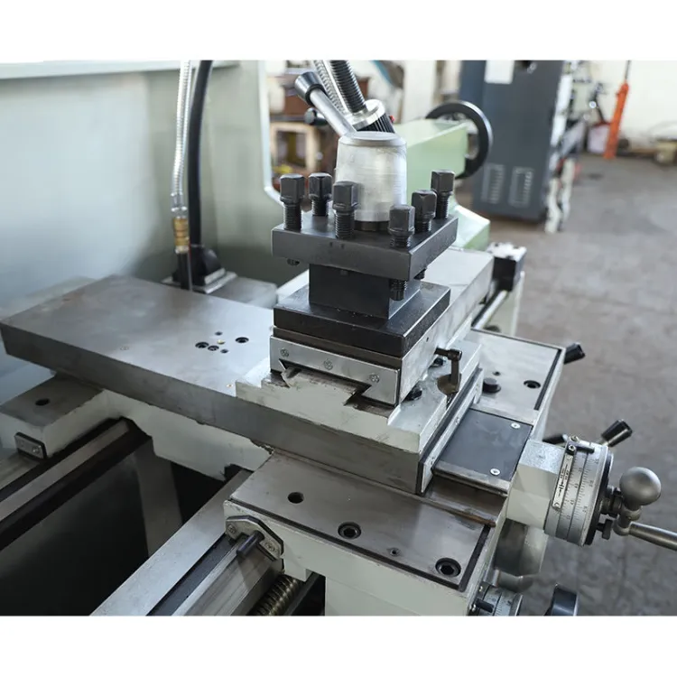 CD6240C Torno De Banco Lathe Machine — image 6