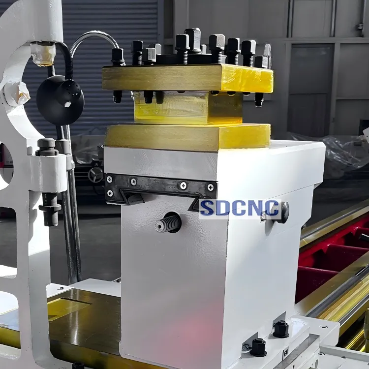 CW61125 Heavy Duty Horizontal Lathe 1250mm Swing 130mm Spindle Bore 3-20m Bed Length High Rigidity Metal Turning Machine — image 5