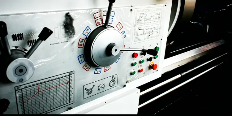 CW61140B Industrial Heavy Duty Lathe High Torque Rigid Horizontal Turning Center Metalworking Machine Center — image 7