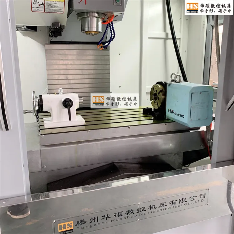 VMC850 CNC Lathe Machine with Fanuc Control 3 Axis Rail High Precision BT40 Spindle CNC Vertical Machining Center Machine — image 3