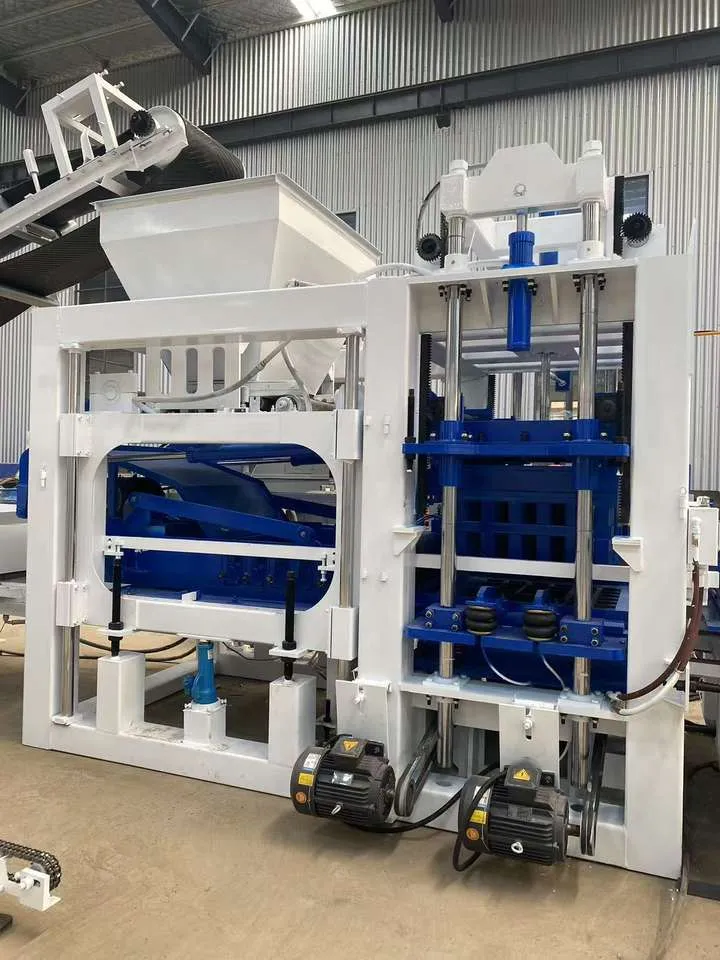 Automatic Interlocking Brick Production Line with Engine PLC Hydraulic System for High Efficiency Heavy Duty Cement Block Making — image 4
