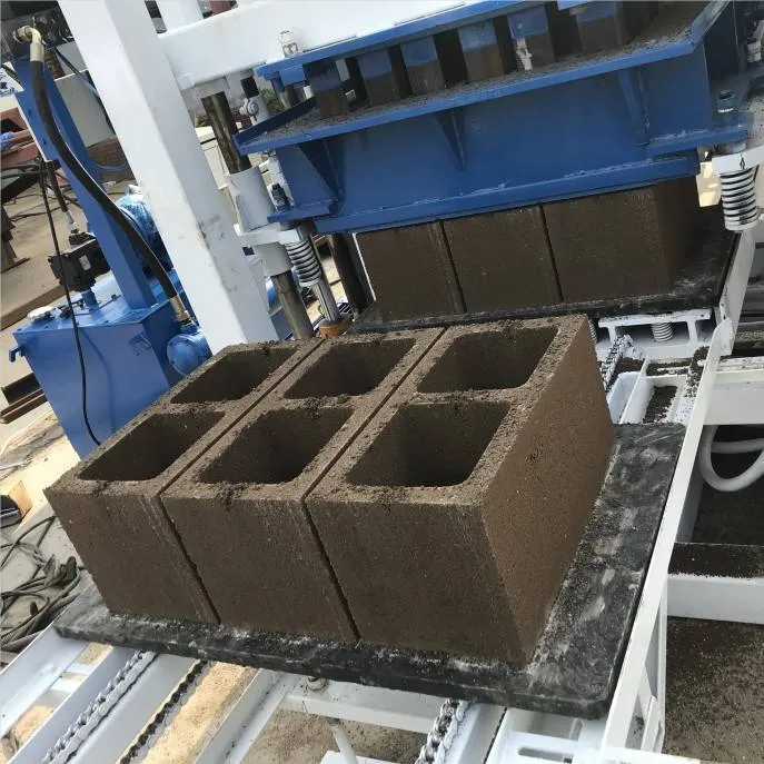Most Popular Brick Machine QT4-24 Concrete Block Making Machine Make 6&9inches Hollow Bricks in Nigeria — image 6