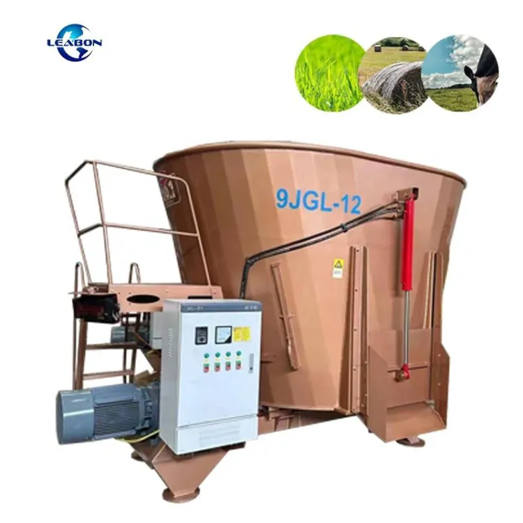 Mobile 3CBM Dairy Farm Use TMR Poultry Feed Mixer Silage Grass Blending Machine Livestock Fodder TMR Mixer Cattle Feed Machine — image 4