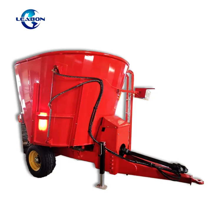 Mobile 3CBM Dairy Farm Use TMR Poultry Feed Mixer Silage Grass Blending Machine Livestock Fodder TMR Mixer Cattle Feed Machine — image 7