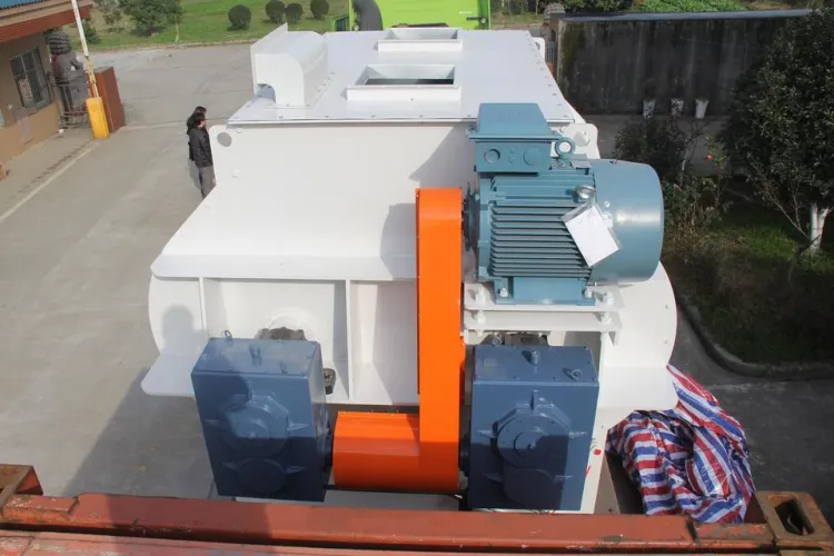1000-6000 Kg/h Double Shaft Paddle Mixer Cattle Farm Animal Feed Mixer for South Africa — image 4