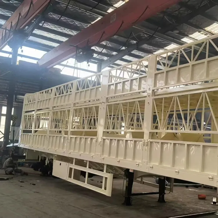 Ranch Livestock Trailer 50 Ton Cattle Stock Hauler 3 Axle Animal Hauling Semi Multi Level Steel Body 28 Ton Landing Gear — image 2