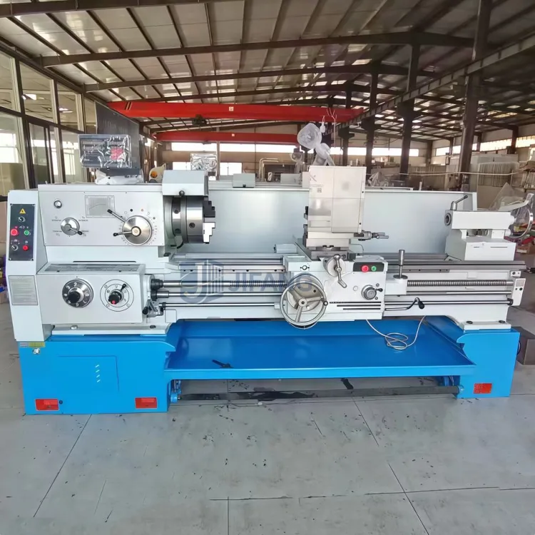 Horizontal Medium Duty Metal Lathe Machine CA6166*2000 2000mm Max Workpiece Length 4 Tool Stations Facing — image 2