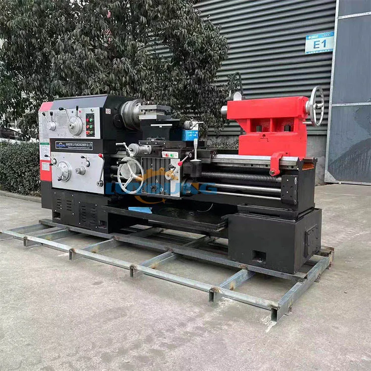 80mm Spindle Hole Horizontal Manual Lathe Machine 220V C6250 Mechanical Bench Lathe — image 3