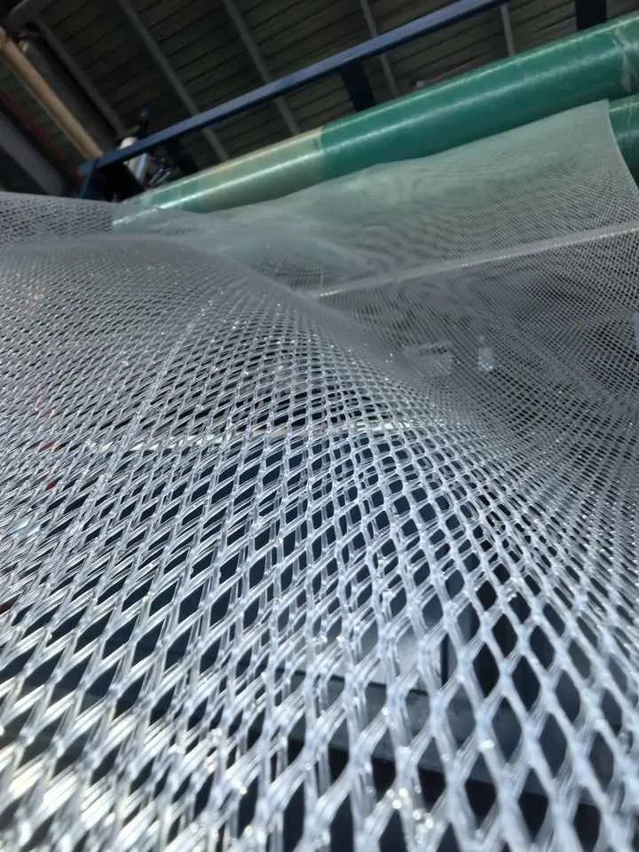 Green Plastic Flat Mesh Rigid Plastic Mesh Food Grade Plastic Net Square Mesh Making Machine Line — image 4