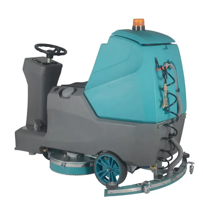RD760 Ride On Floor Scrubber