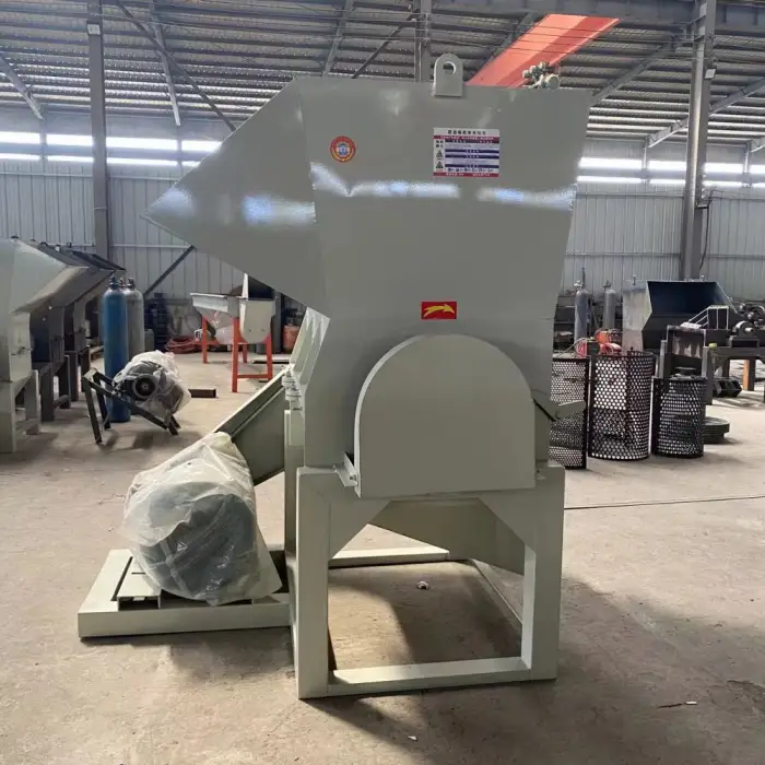 Smart Operation Space-Saving Plastic Crusher