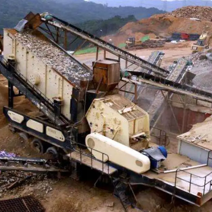 PC400X300 10-22 Tonne Heavy Stone Hammer Mill Crusher for Glass