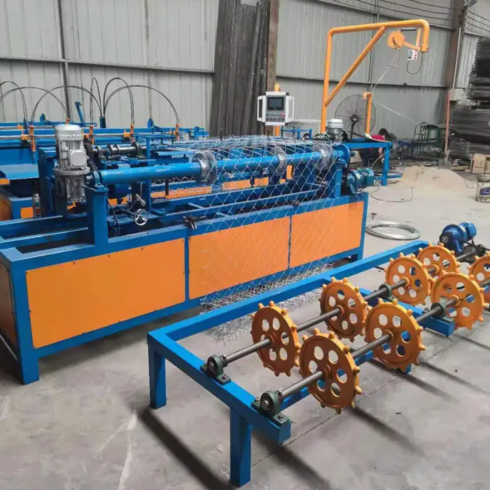 Chain Link Fence Making Machine 160-200m2/h