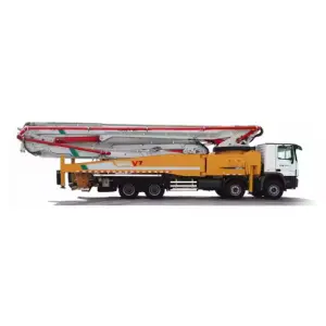 XCMG Official HB62V 62m Mobile Concrete Pump Truck