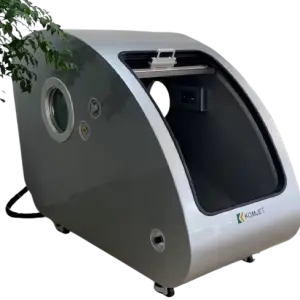 KOMJET High Pressure Rehabilitation 1.5~2.0ATA HBOT Hard Shell Hyperbaric Oxygen Chamber Sitting for Human