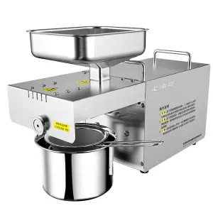 5-7 kg/h Small Home use Oil Pressers Mini Peanut Walnut Coconut Cocoa Soybean Sesame Sunflower Screw Oil Press Machine 720W