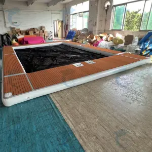 Luxury Water Sport Game Inflatable Bana Floating Yacht Pools Inflatable Sea Pool Swim Platform for Yacht Boats